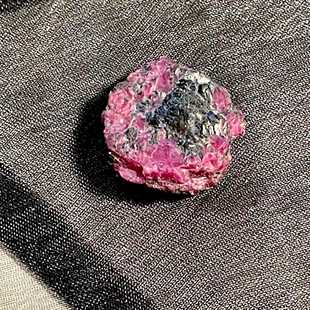 3 LEFT! Rough GEMMY Ruby Slabs & Chunks w/ Black Tourmaline - Picture 5 of 14